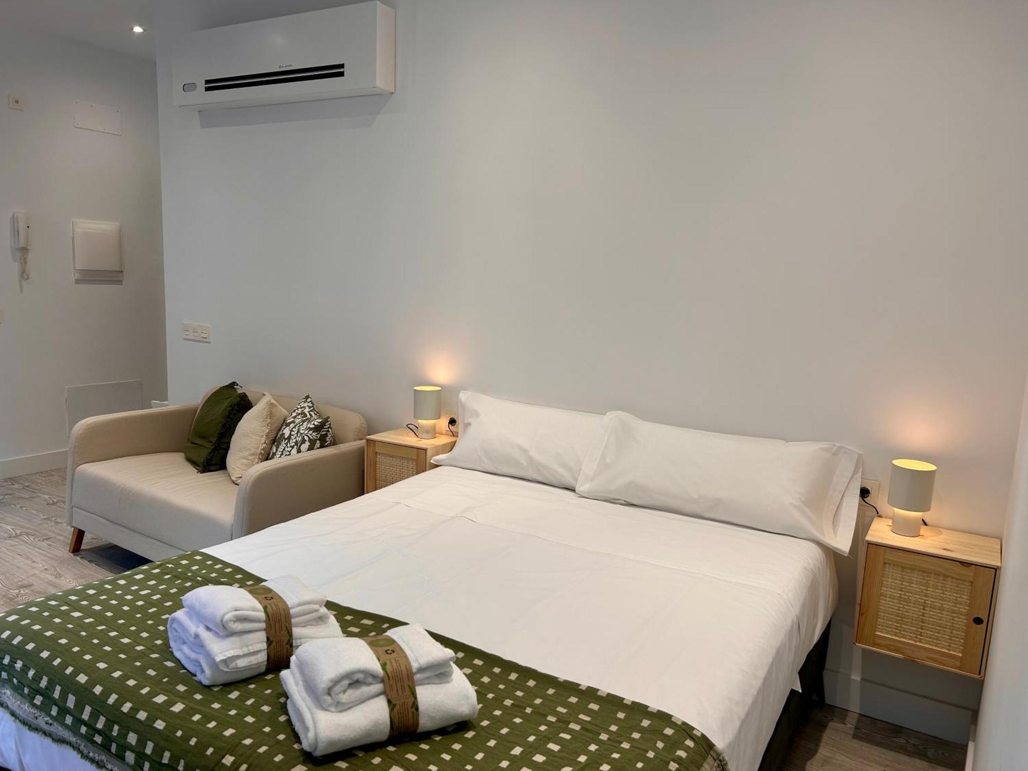 וייאדוליד Insidehome Ciudad Del Cine מראה חיצוני תמונה