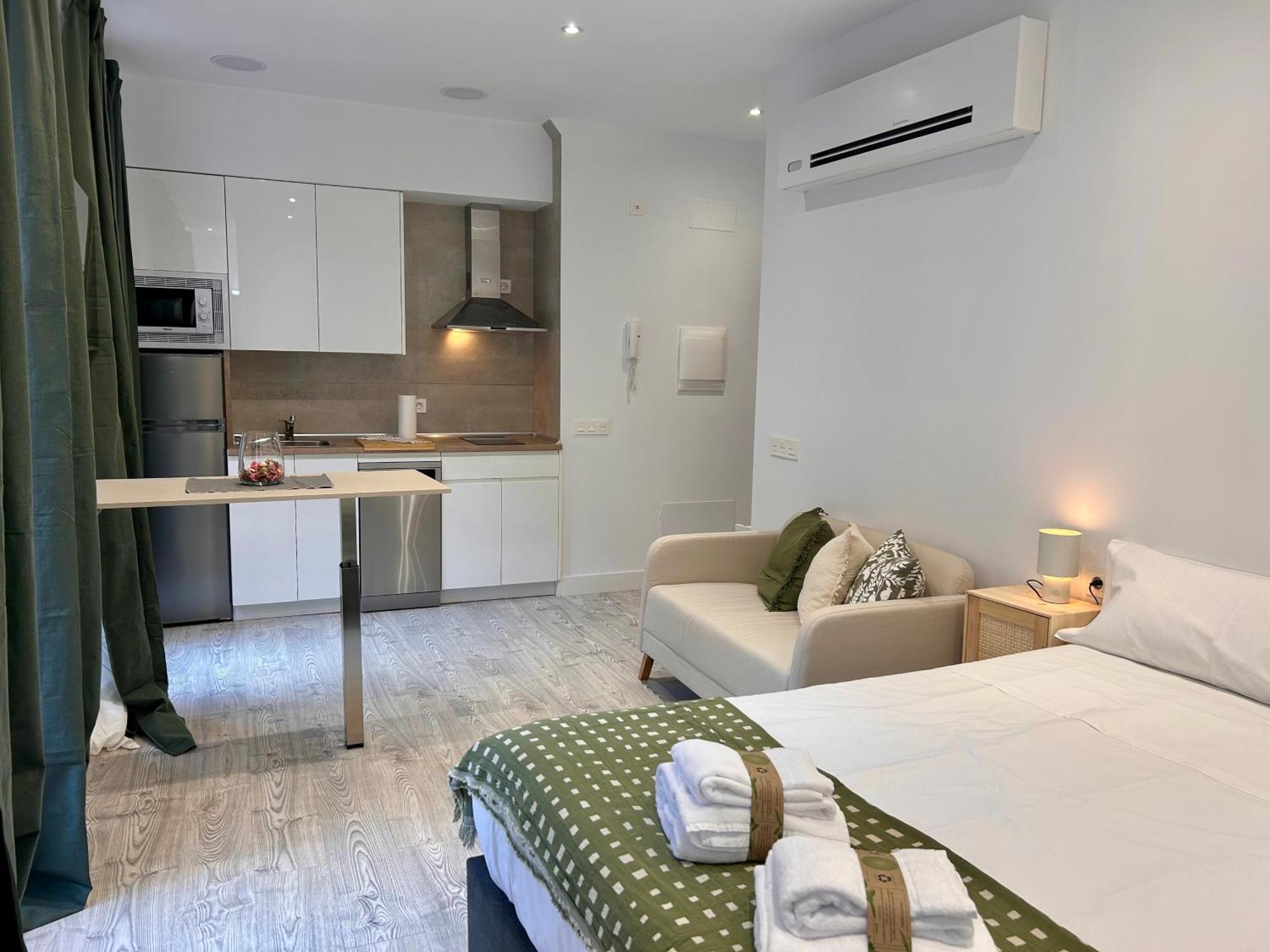וייאדוליד Insidehome Ciudad Del Cine מראה חיצוני תמונה