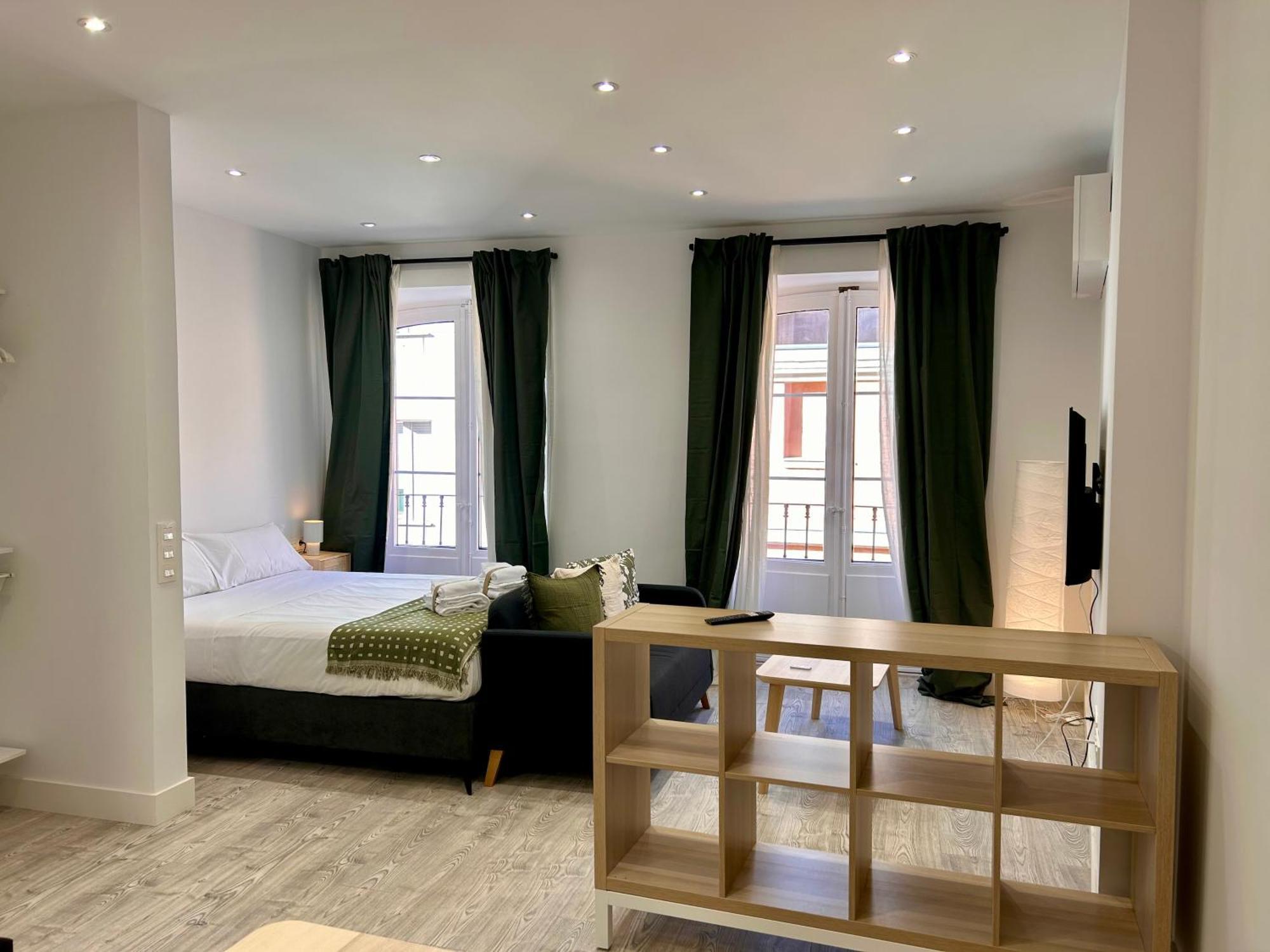 וייאדוליד Insidehome Ciudad Del Cine מראה חיצוני תמונה